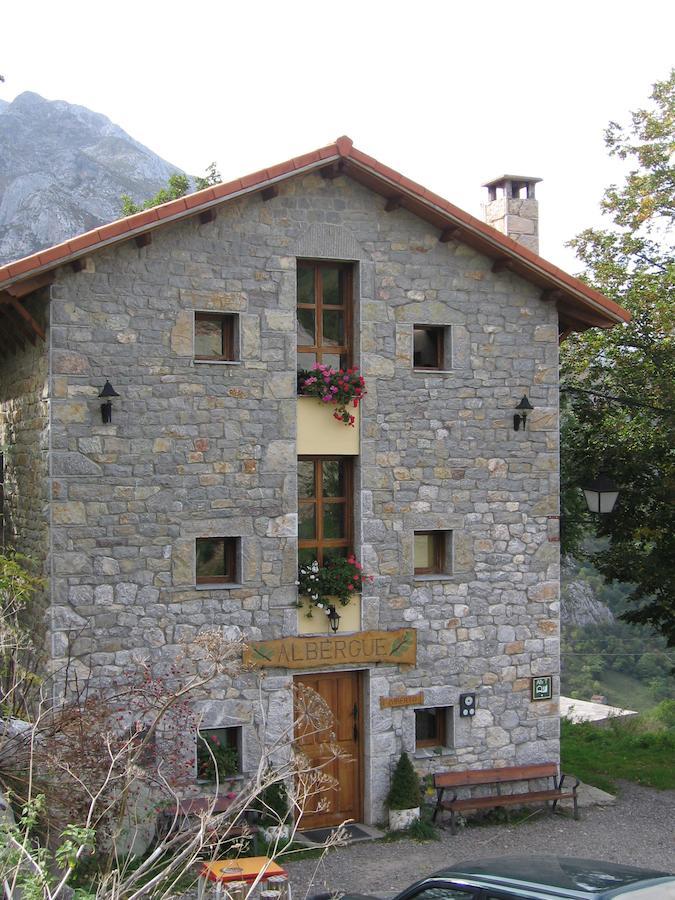 Albergue Pena Castil Sotres Bagian luar foto